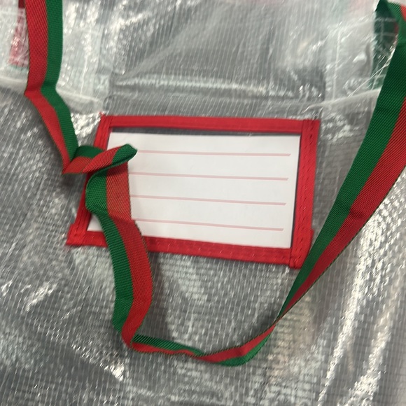 Wreath storage - Picture 2 of 3